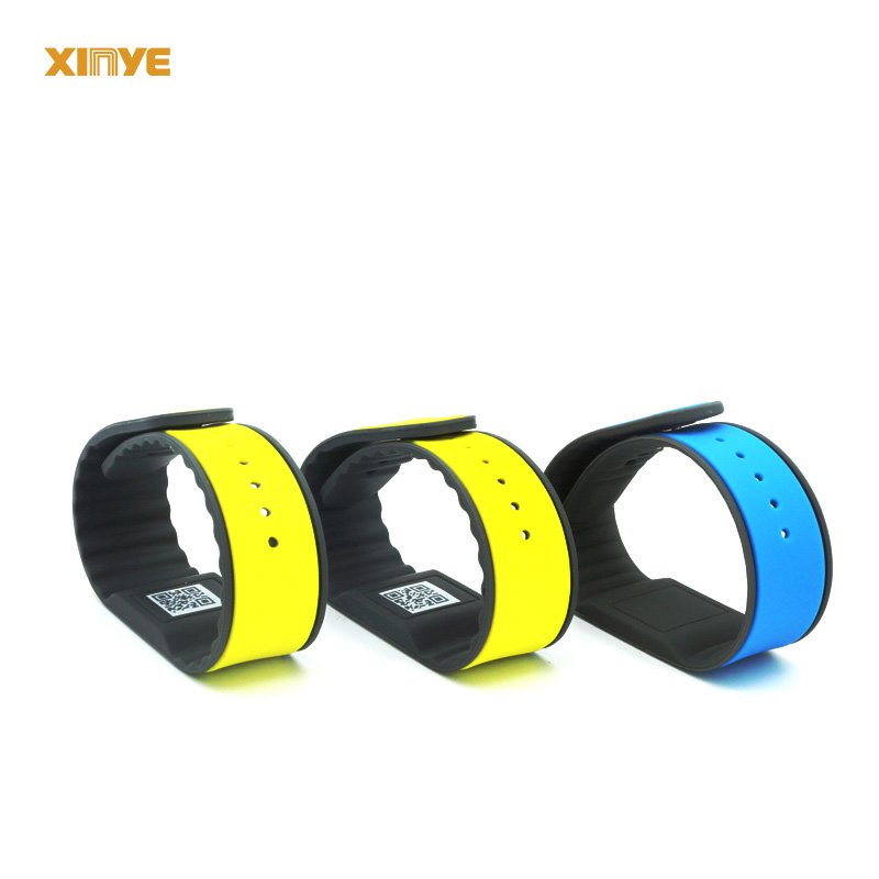 Wholesale 125khz em4305 chip wristband MIFARE 13.56mhz pvc card bracelet event rfid wristbands custiomise