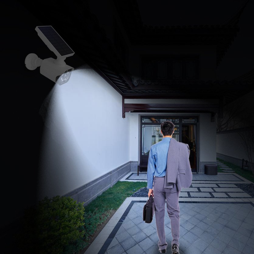 OEM Solar Fake Security Camera Dummy Simulated CCTV Surveillance System with LED PIR Motion Sensor Fake Dummy CCTV Cameras