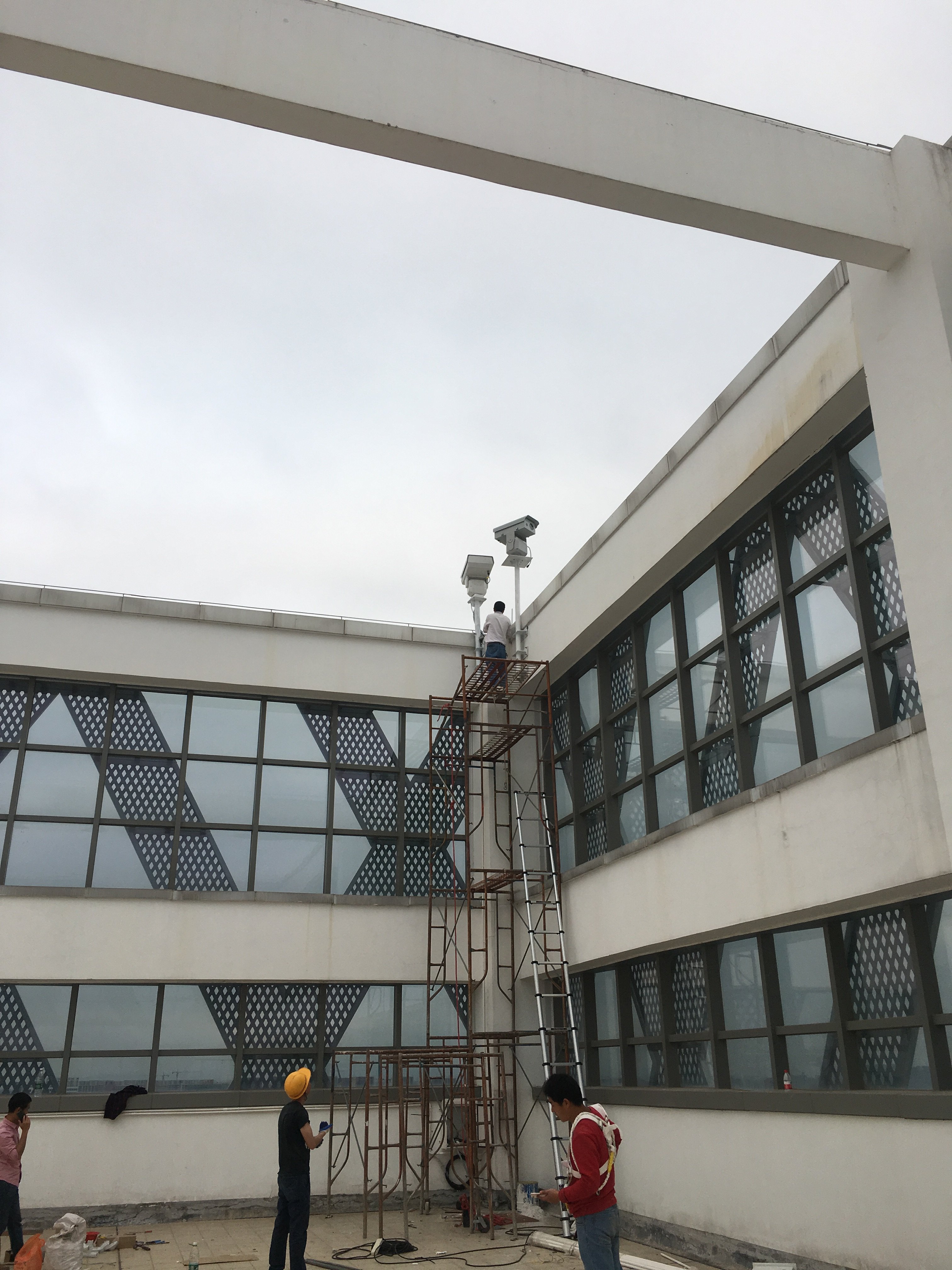 Urban high altitude observation and monitoring system