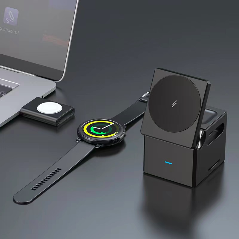 desktop folding magnetic three-in-one wireless charger Mobile phone magnetic wireless charging multi-functional desktop stand