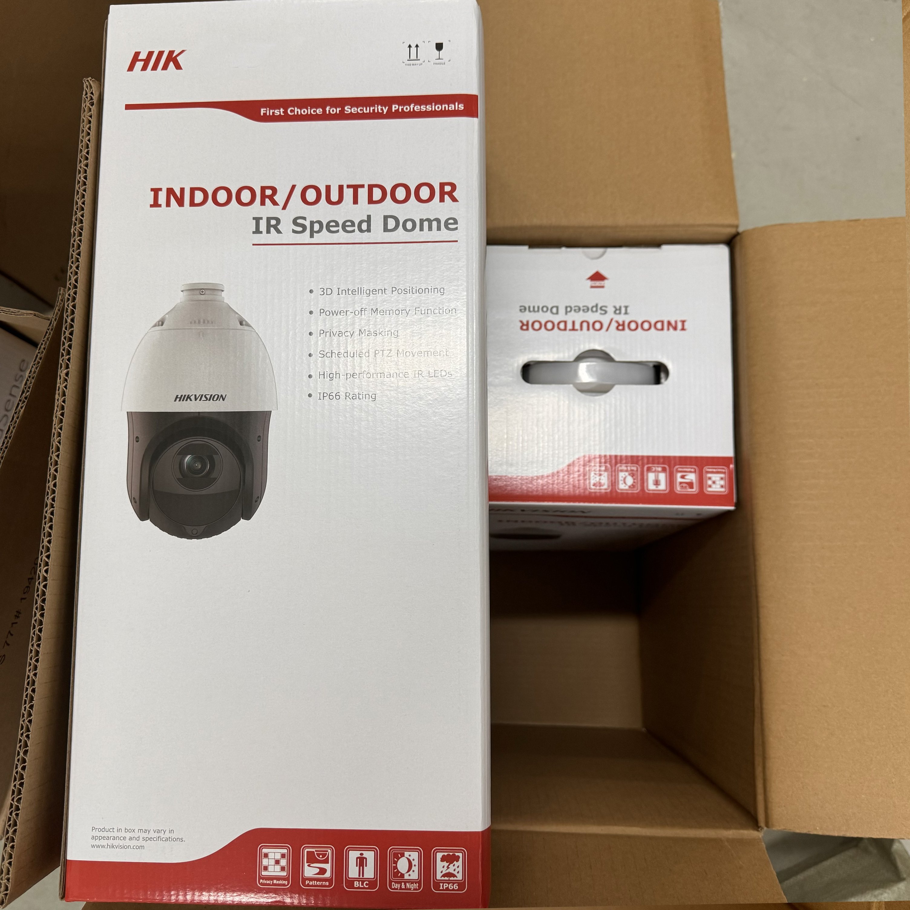 Hik Optical Zoom Powered by Darkfighter Camera IR 100M Network Speed Dome PTZ Camera DS-2DE4425IW-DE 4-inch 4MP 25X Support NVR