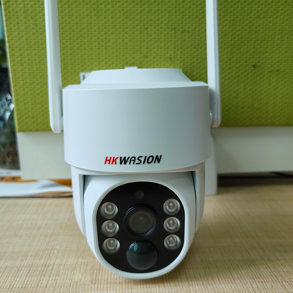 Factory wholesale 4MP wifi Low Power camera Wireless Battery camera APP Eseecloud battery battery camera wifi solar