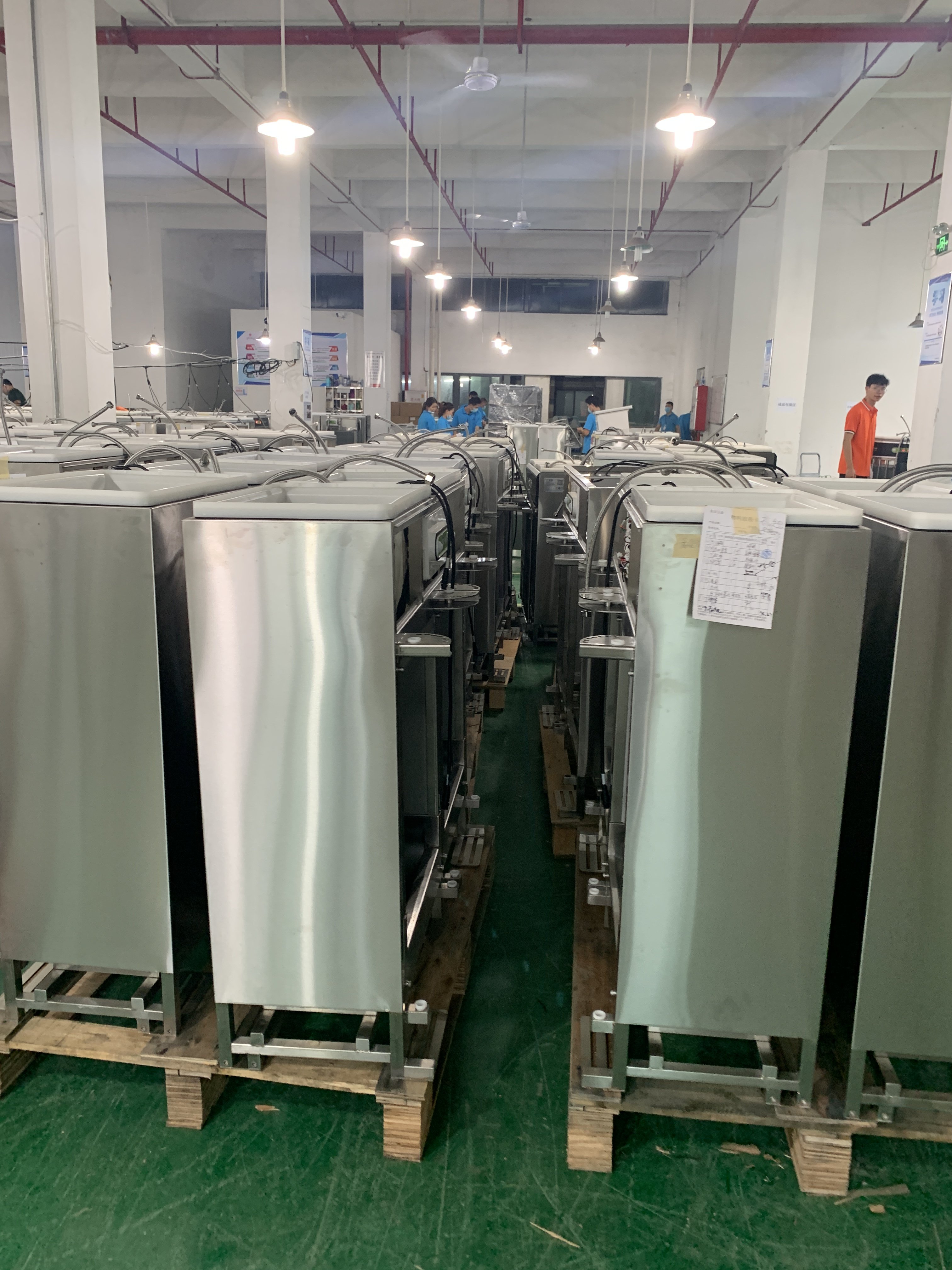 ODM IoT Smart Farming Equipment Livestock Monitoring Automated Feeding Systems
