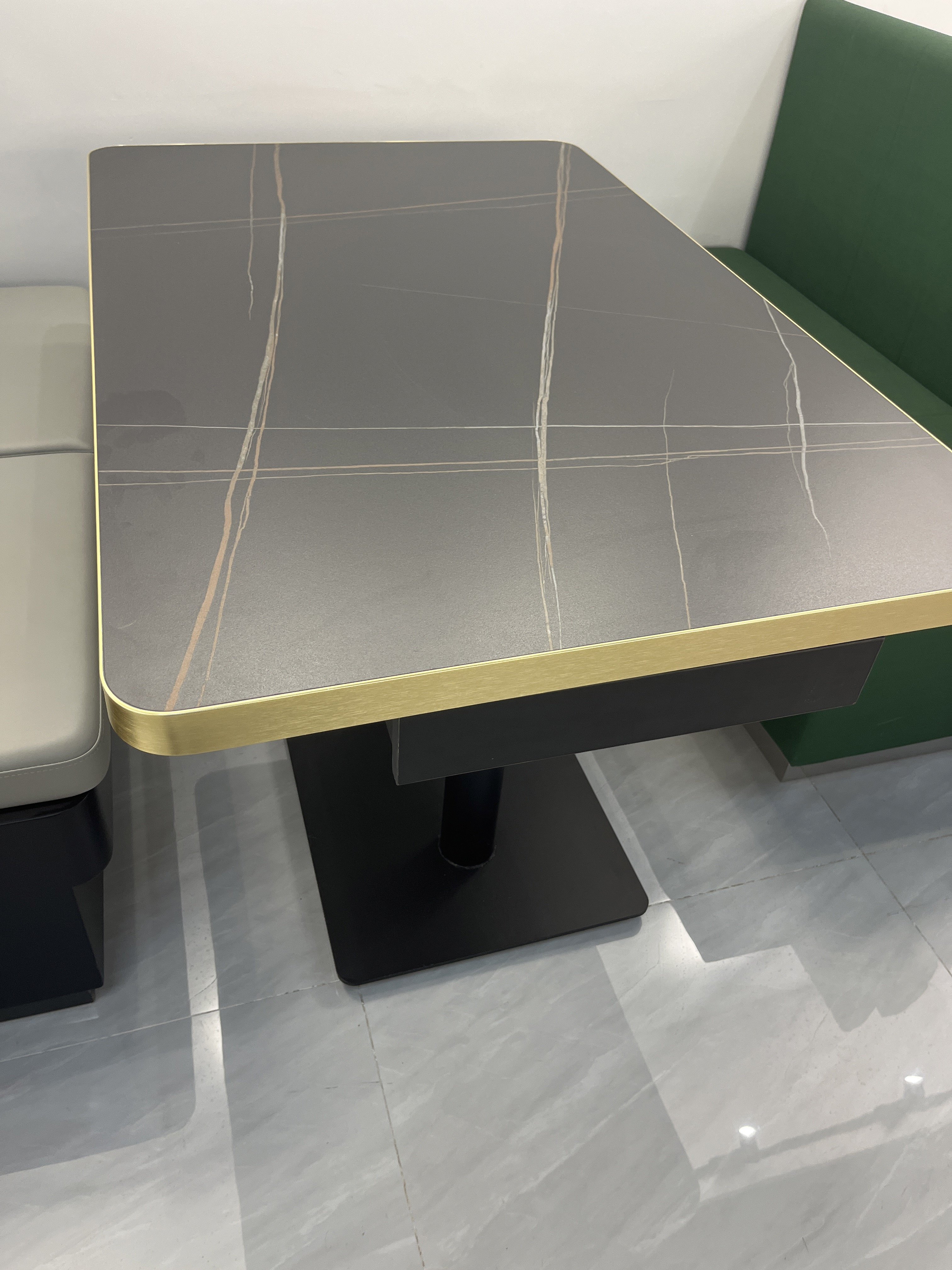 High Quality Customized Restaurant Table Top Modern Design Wooden Kitchen Home Bar Hotel-Factory Mesas restaurante personalizado