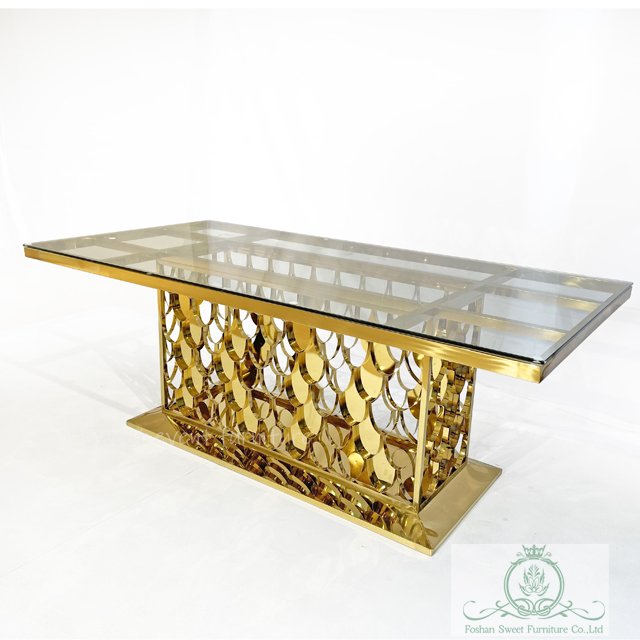 Romantic Wedding Furniture Golden Stainless Steel Base 8 Seater Hotel Table Tempered Glass Modern Wedding Tables And Chairs