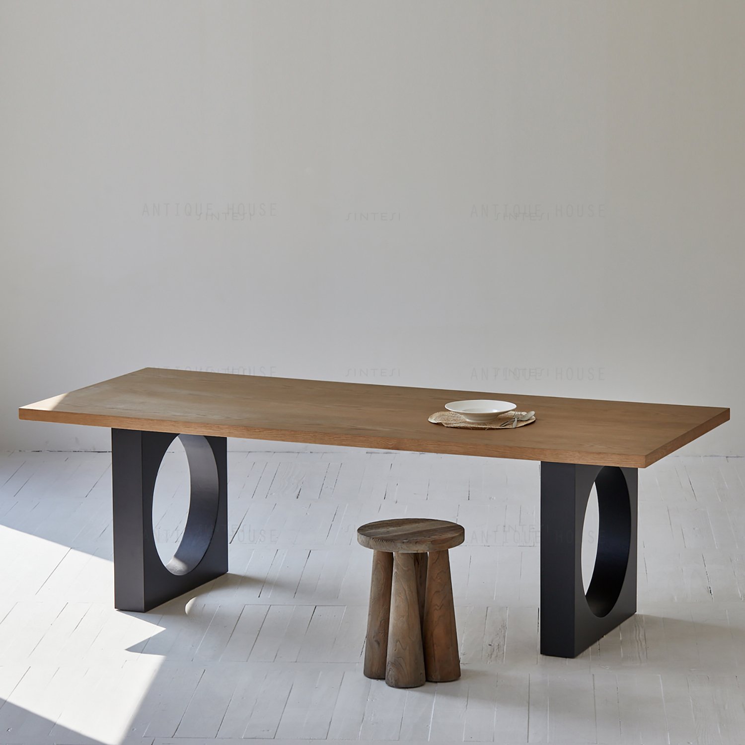 Modern Nordic Oak Plywood Solid Wood Dining Table Set Luxury Japanese Design for Hotel or Mall for Dining Room Furniture
