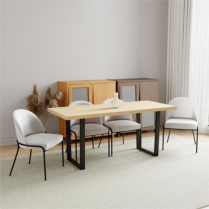 DA1147 Dining Table
