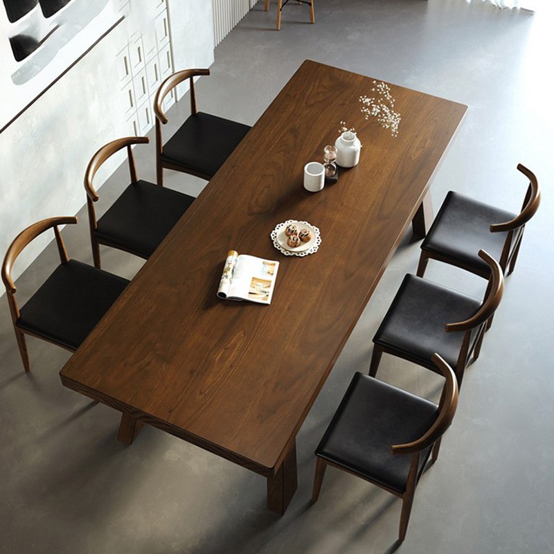 2024 Wholesale Round Solid Rubber Wood Top and Legs Dinning Table Set Coffee Table with 4 chairs