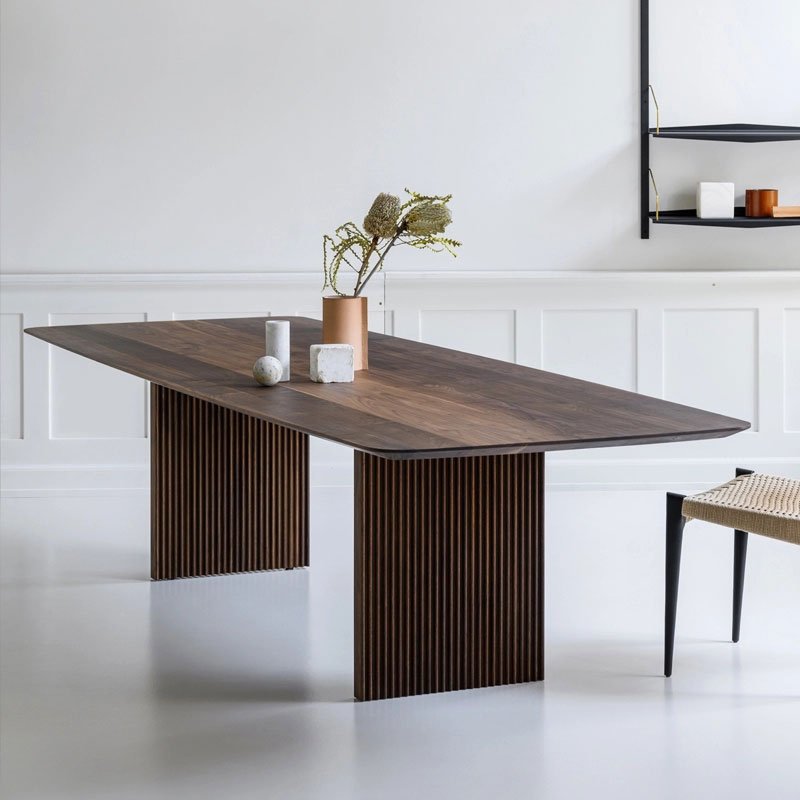 Nordic Simple Log Table Designer Medieval Light Luxury Solid Wood Dining Table Home Dining Table