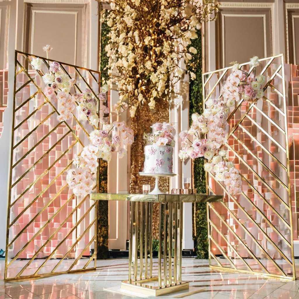 Modern Square Cake Table High Quality Metal Dining Room Furniture for Weddings Restaurants Bars and Hotels