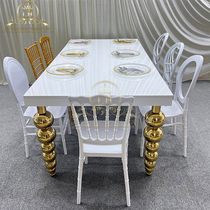 Metal base restaurant furniture dining tables and chair set wedding sweetheart table