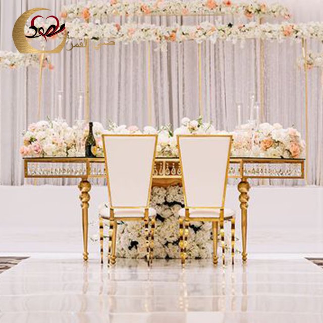 Wedding Furniture Golden Stainless Steel Half Moon Serpentine Table Wedding With Crystal