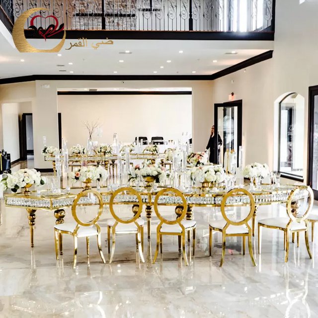 Wedding Furniture Golden Stainless Steel Half Moon Serpentine Table Wedding With Crystal