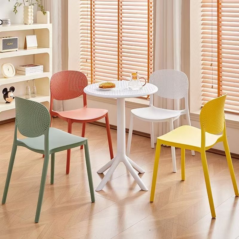 Simple Small round Design restaurant home dining room pp table plastic coffee table