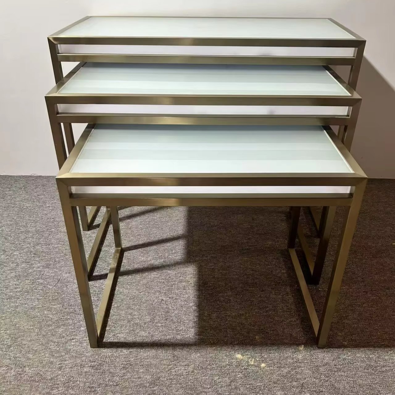 Buffy Hotel Furniture-Elegant Table Design for Comfort and Style