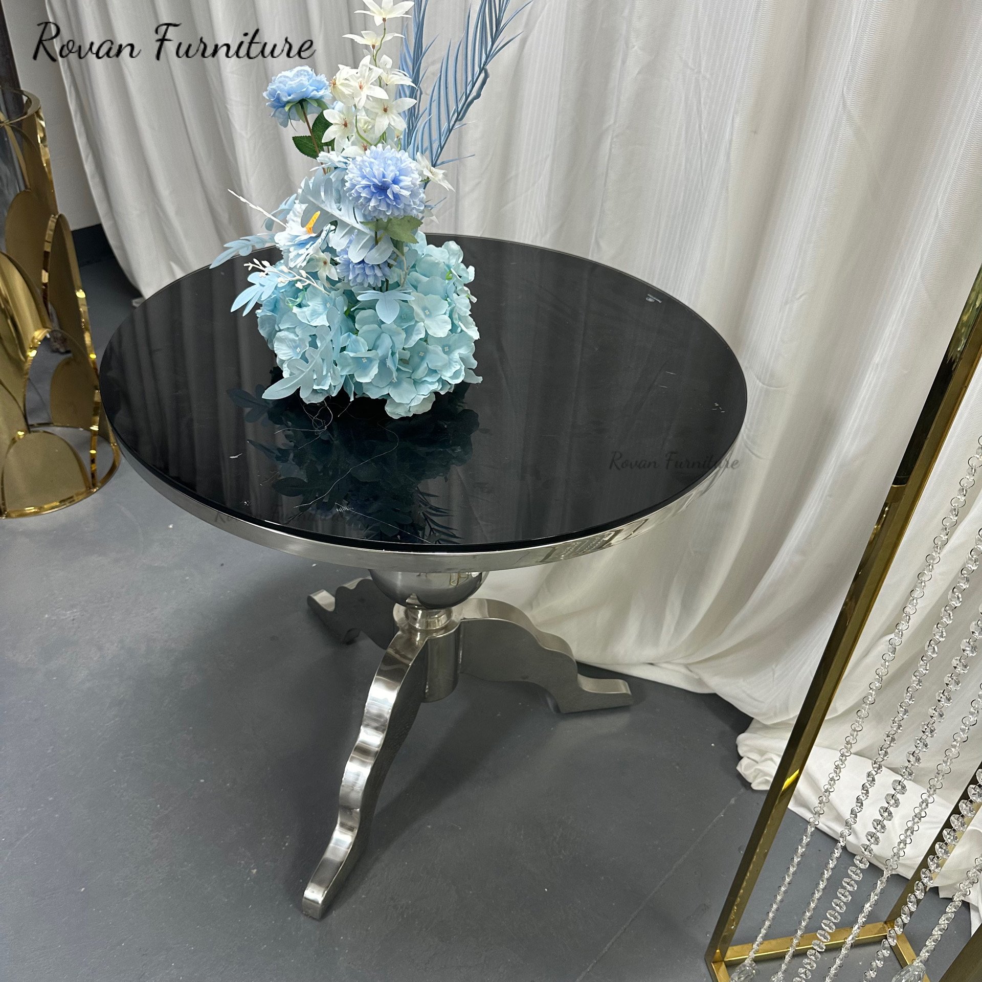 metal gold silver stainless steel with glass top Victorian cake table