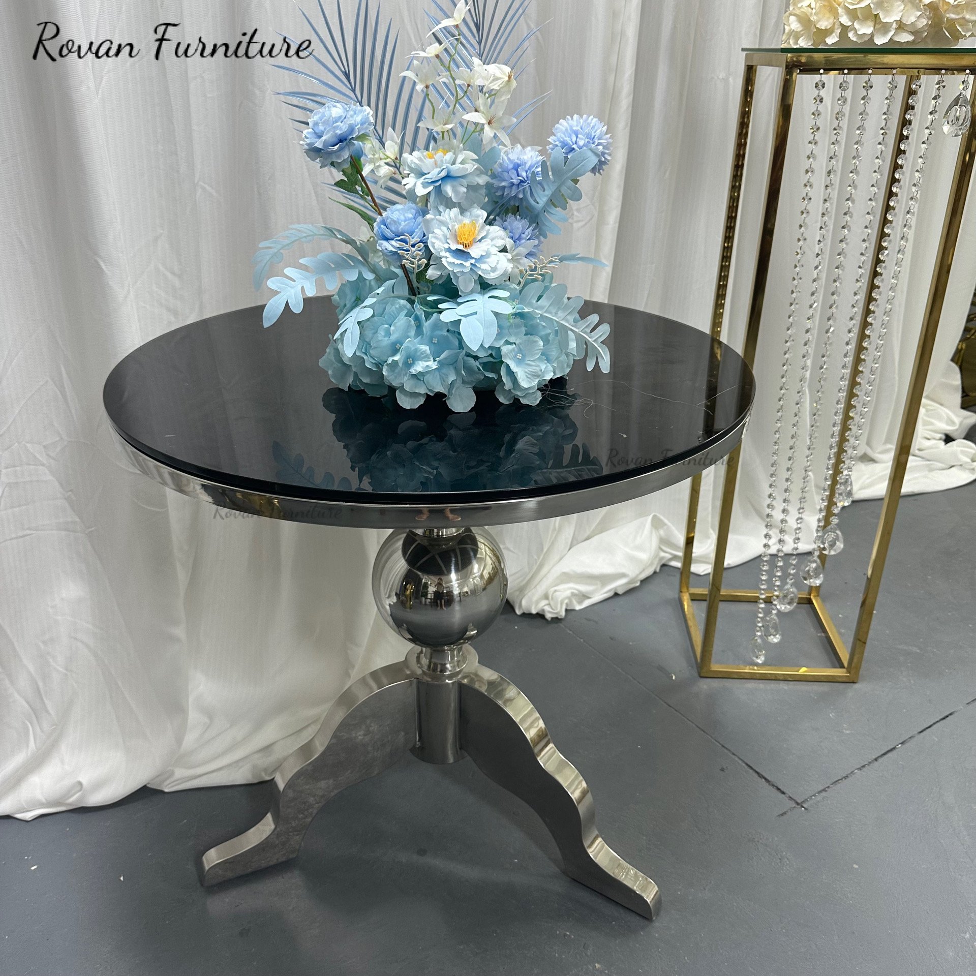 metal gold silver stainless steel with glass top Victorian cake table