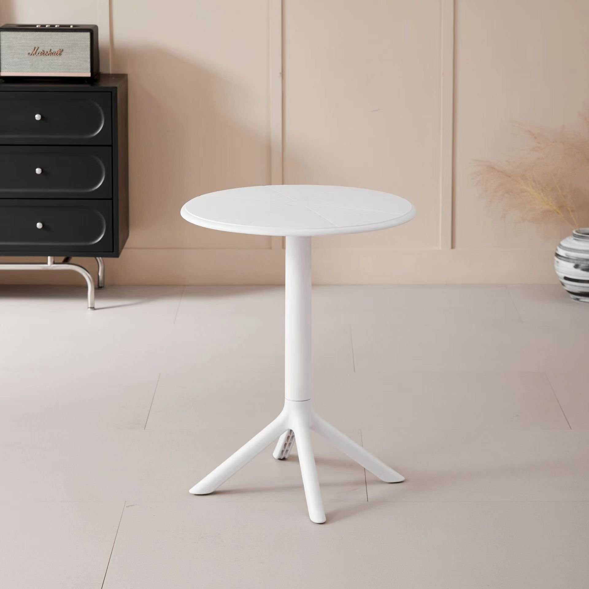 New design plastic coffee table restaurant home dining room round table wholesale hot selling modern dining table