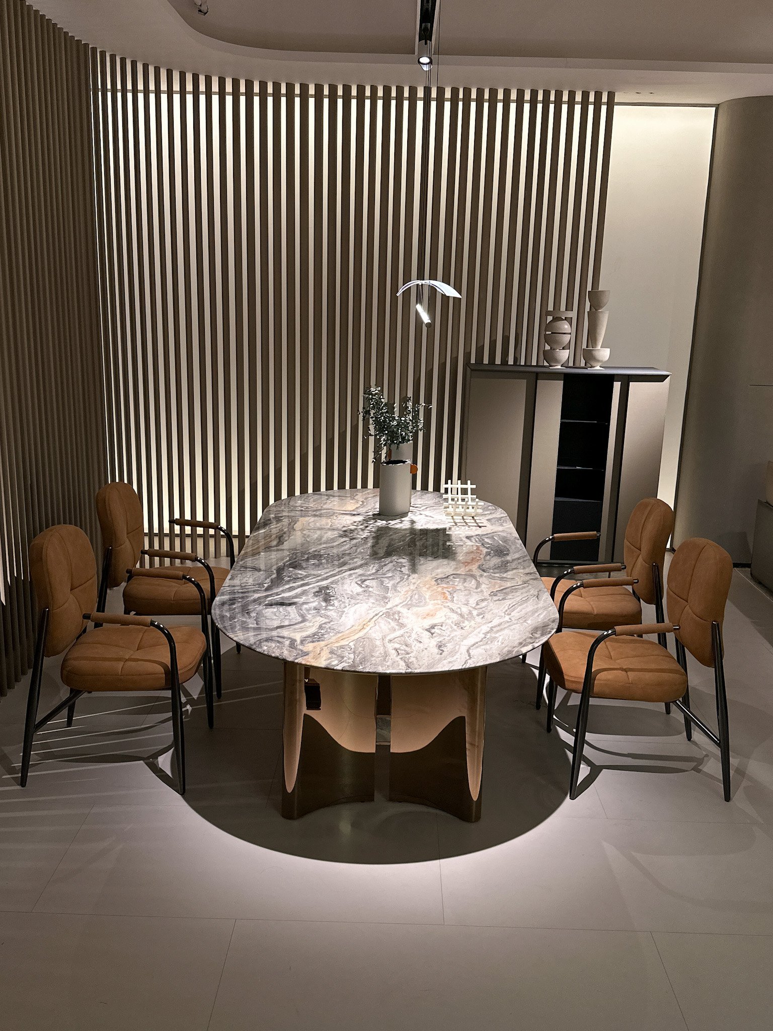 High Quality 8 -10 seats Marble Top Dining Table Italian Style Dining Room Furniture Natural Marble Stainless Steel Dining Table