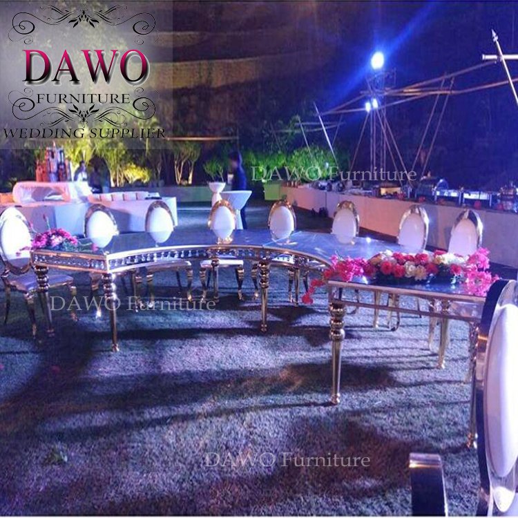 Different Shape Romantic metal frame stainless steel mdf top wedding table