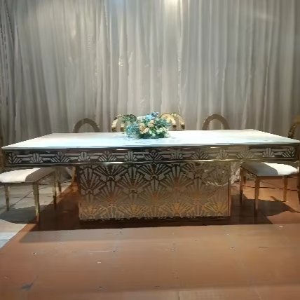 Modern Luxury Wedding Banquet Table Gold Stainless Steel Base Tempered Glass Top Outdoor Hotels Living Rooms Furniture