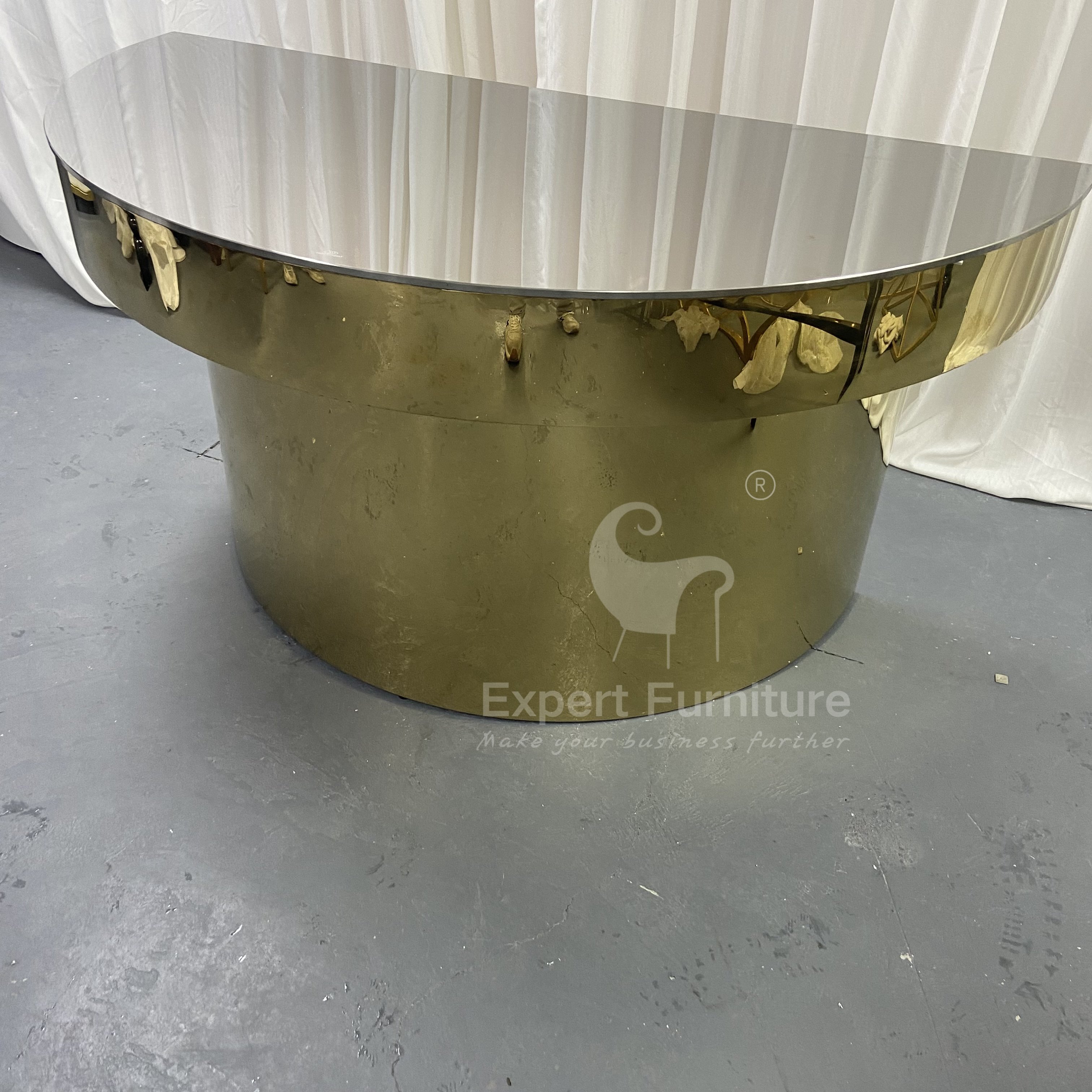 Wedding events decorative golden stainless steel half moon table