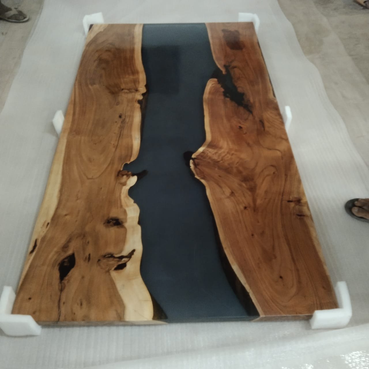 Wood Resin Table, Epoxy River Dining Table Dining Room Furniture Home Furniture Wooden Solid Wood Modern High End Carton