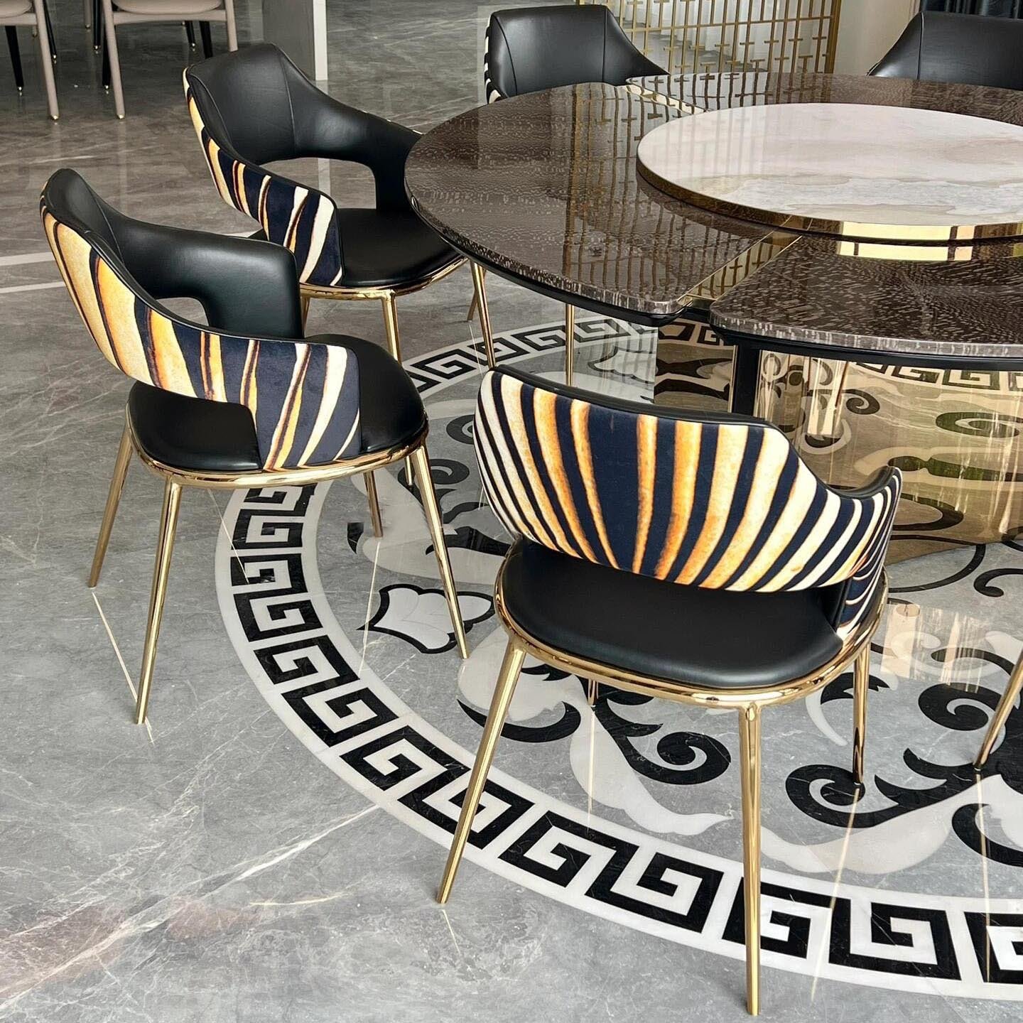 MR Light Luxury High-end Round Black Shadow Wood Lacquered Dining Table Luxury Fashion Villa Artistic Dining Room Furniture