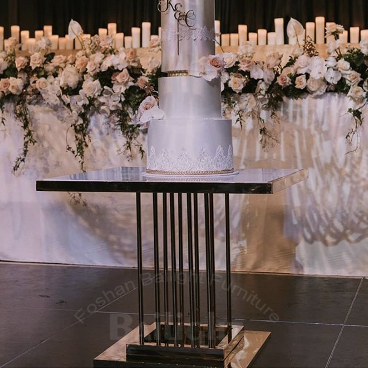 Newest Design Wedding Decoration Stainless Steel Mirrored Cake Table