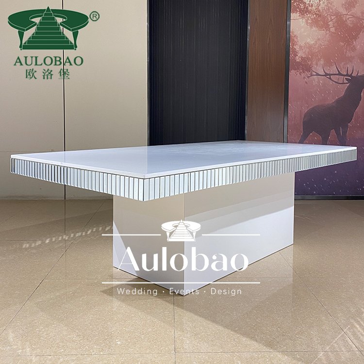 Dubai Wedding Furniture All White MDF Top Designer Dining Table