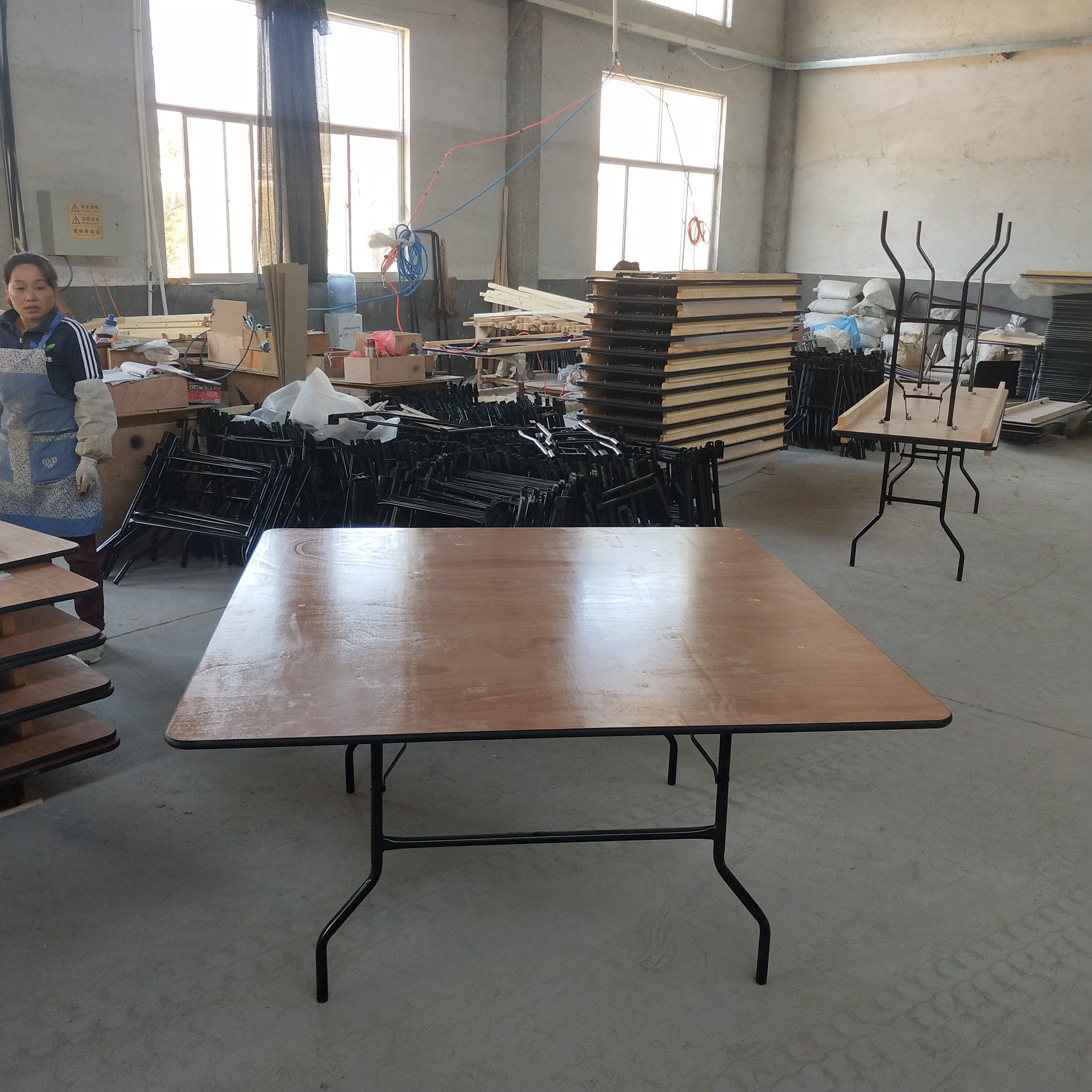 High Quality Best Sale Modern Plywood Banquet Folding Square Dining Tables