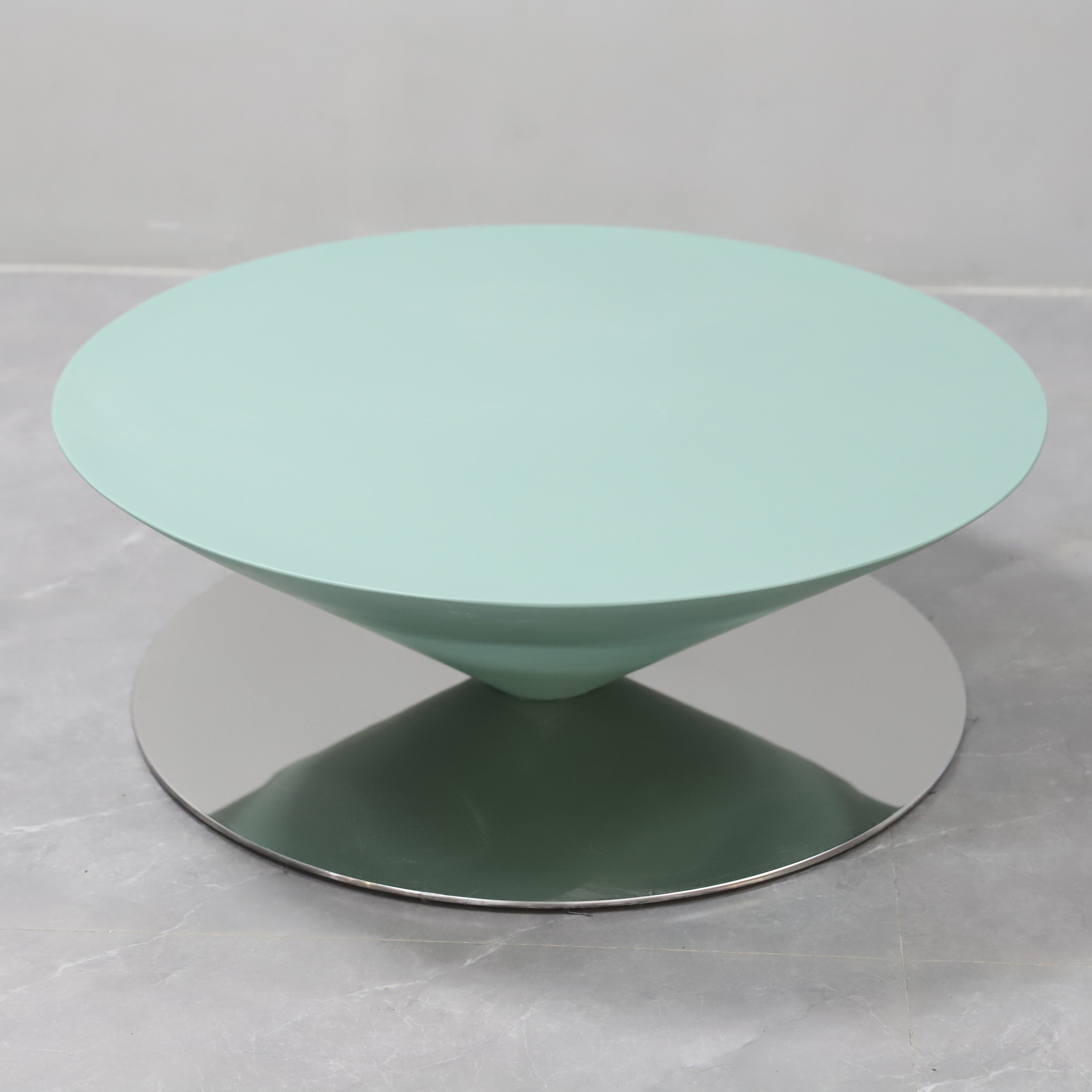 Modern Fiberglass Side Tables Round Coffee table