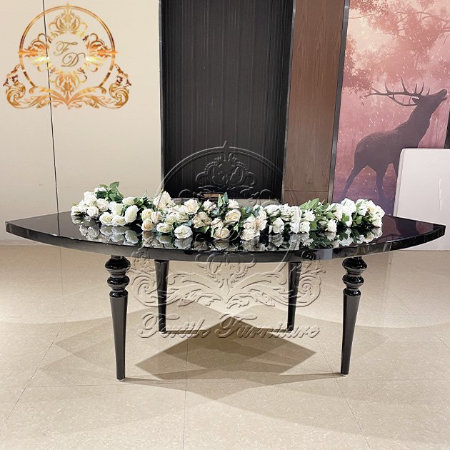 Black Color Round / Serpentine Shape S Shape Dining Table for Wedding Event Banquet