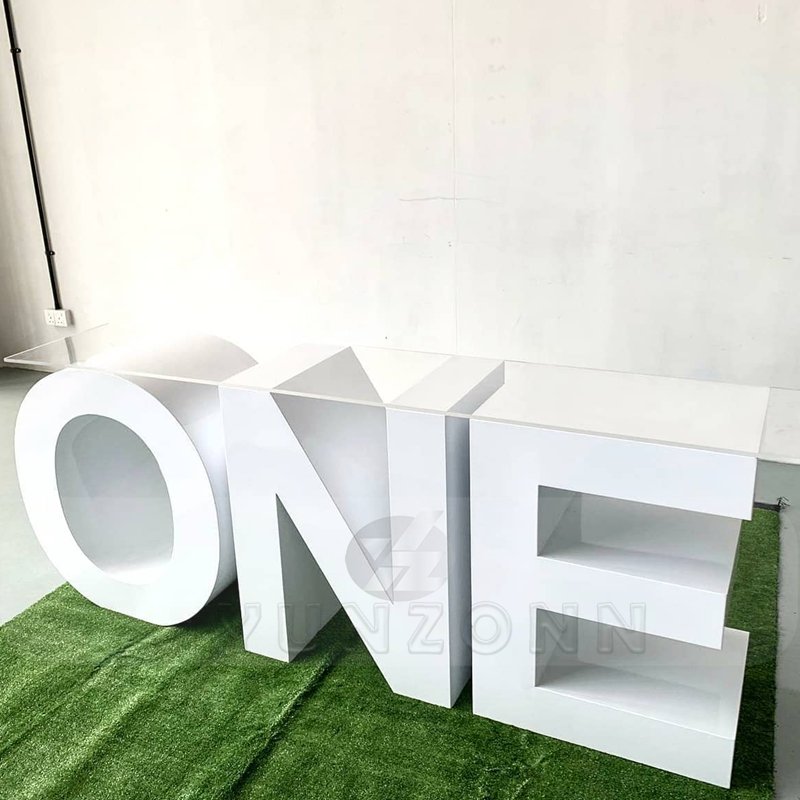 LOVE/ONE/BABY Modern Design Table Letter and Number for Dining Outdoor Hotel Living Room Events Decoration Supplies