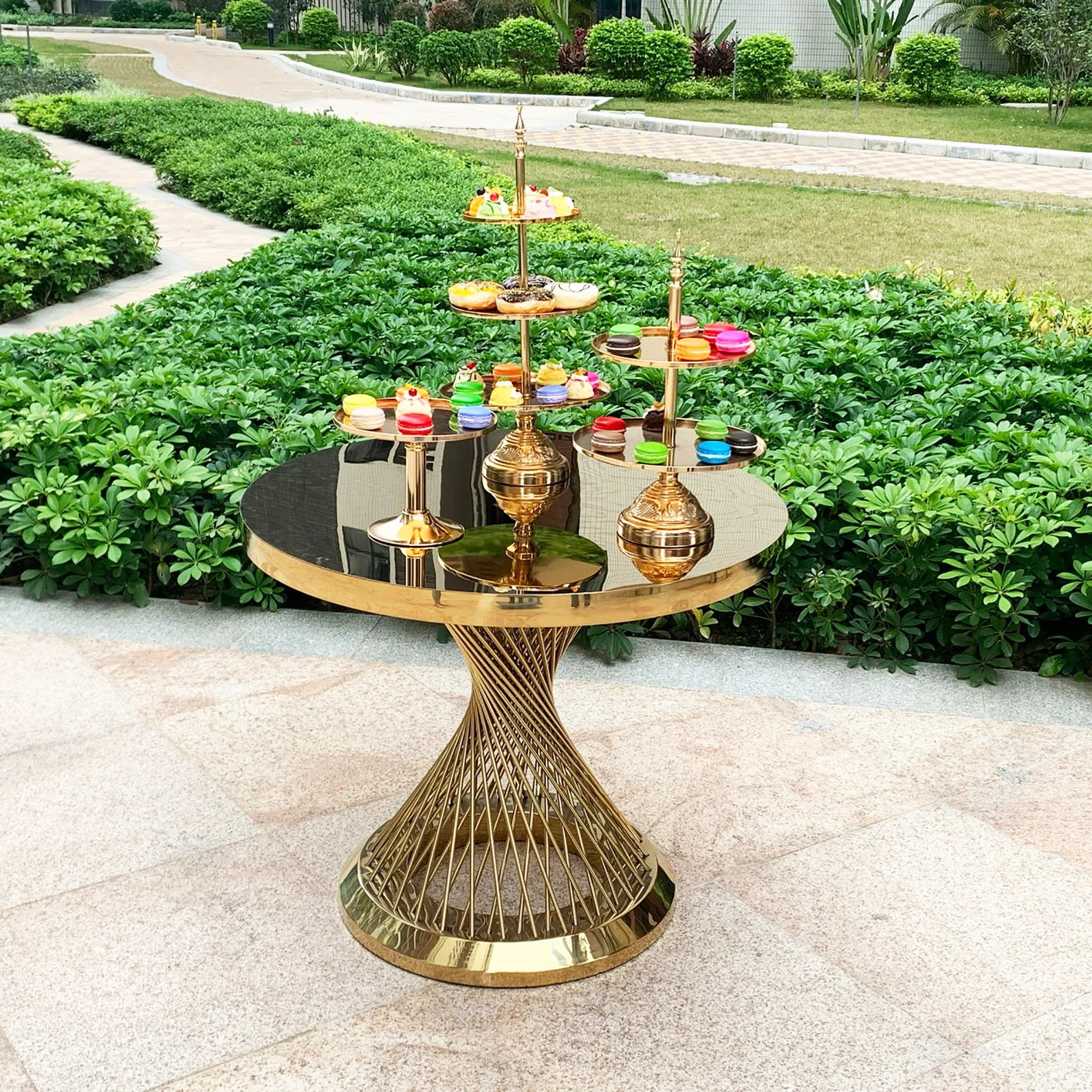 Royal Wedding round Tables with Mirror or Glass Top Stainless Steel MDF Material for Banquets & Events Hotel Furniture
