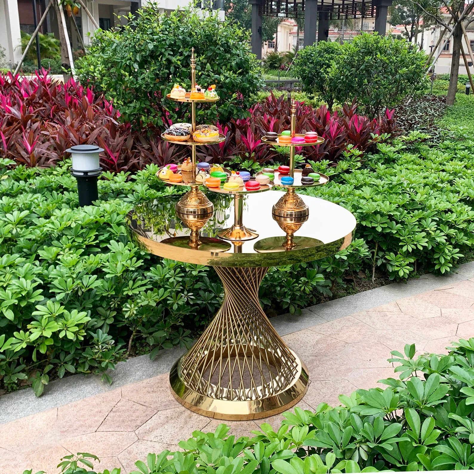 Royal Wedding round Tables with Mirror or Glass Top Stainless Steel MDF Material for Banquets & Events Hotel Furniture