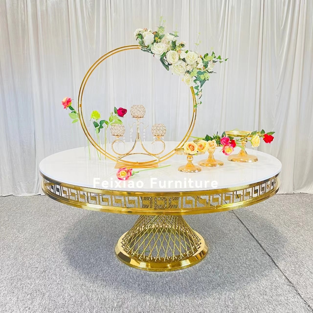 Modern wedding furniture gold stainless steel round dining tables set for event