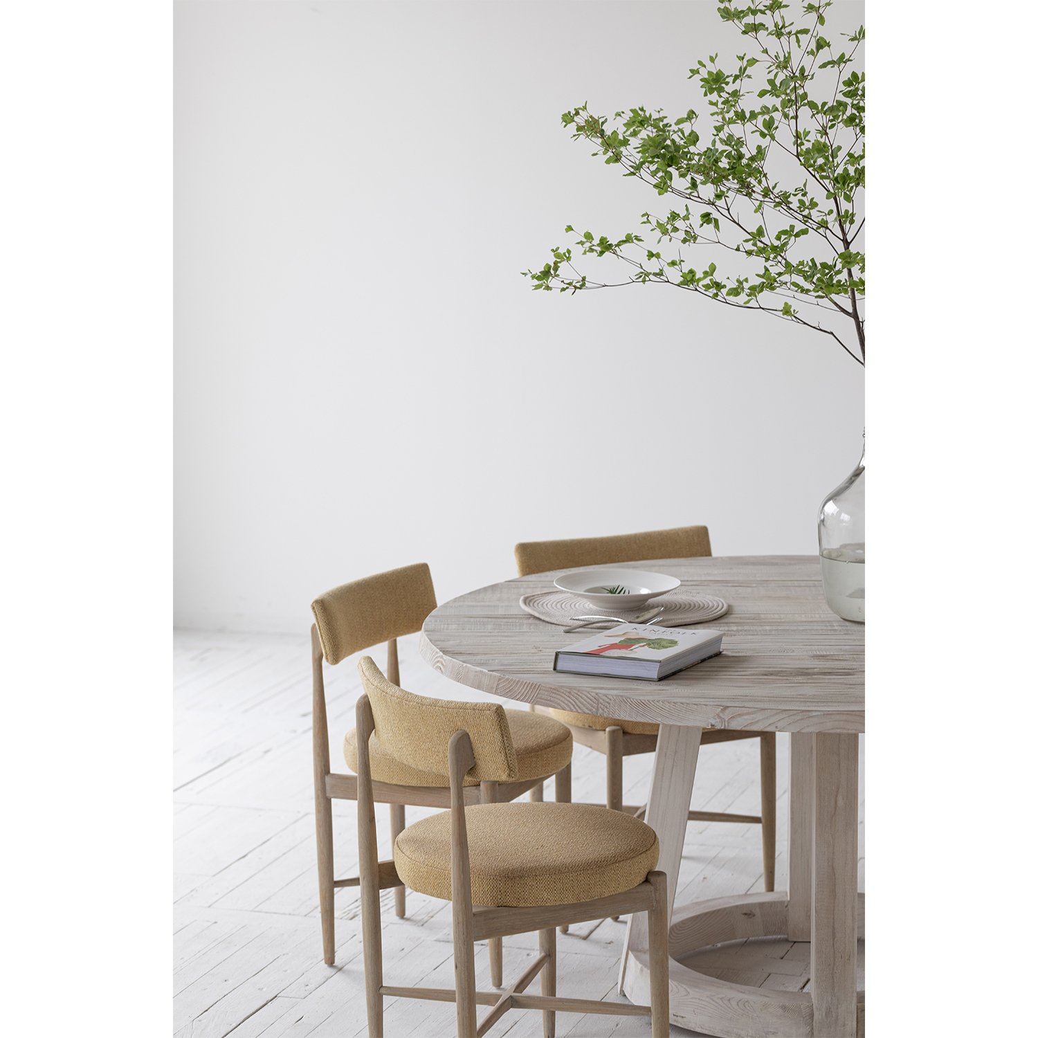 Wholesale custom country hotel furniture revised sb grey white 160*160*75 luxury hotel tables dining table