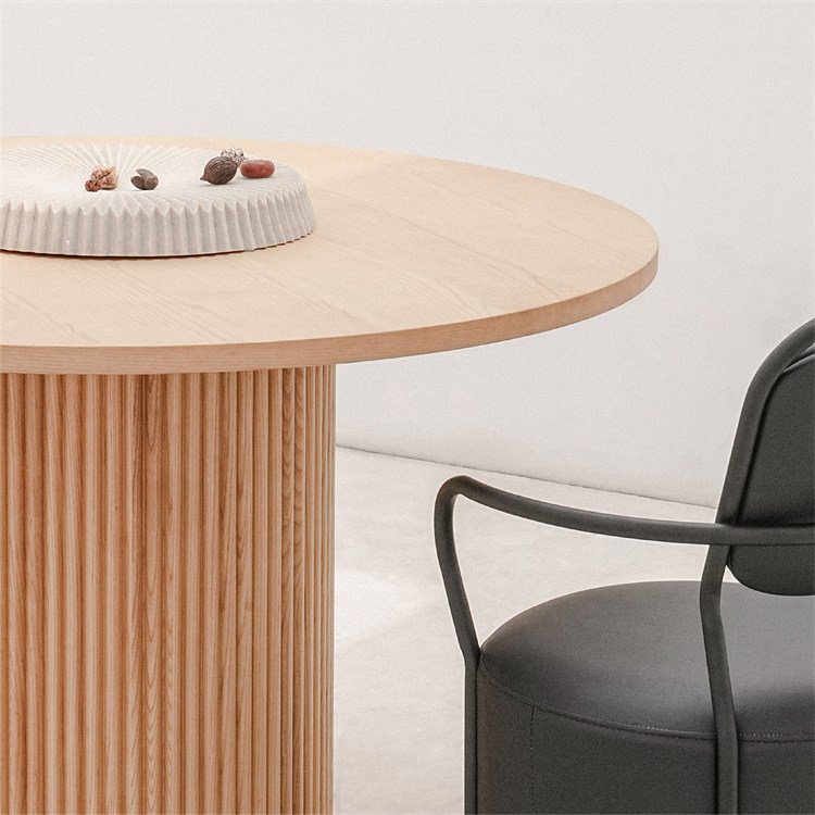 Modern Dining Tables Wooden Pedestal Base Panel Mdf Veneer Small Round Solid Wood Dining Table Fluted Round Table
