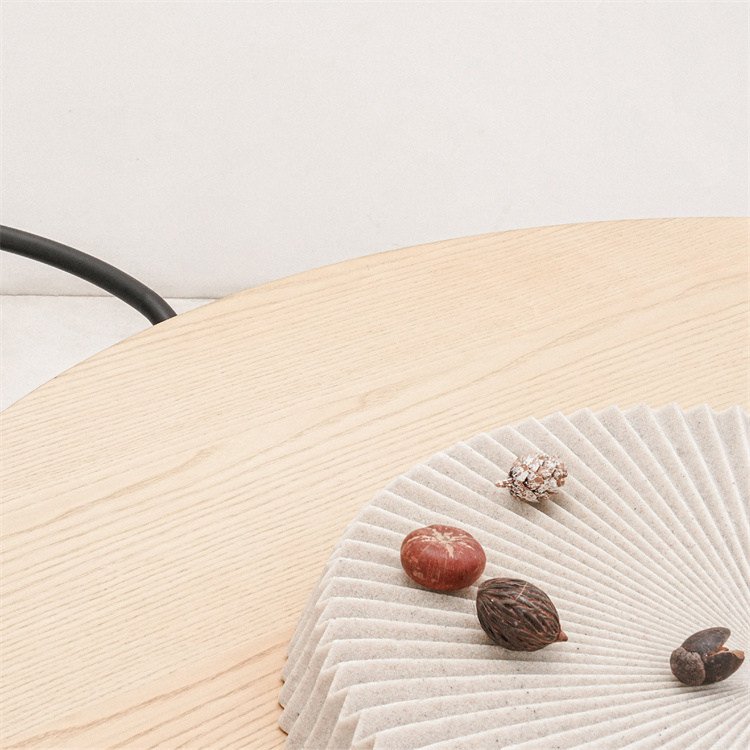 Modern Dining Tables Wooden Pedestal Base Panel Mdf Veneer Small Round Solid Wood Dining Table Fluted Round Table