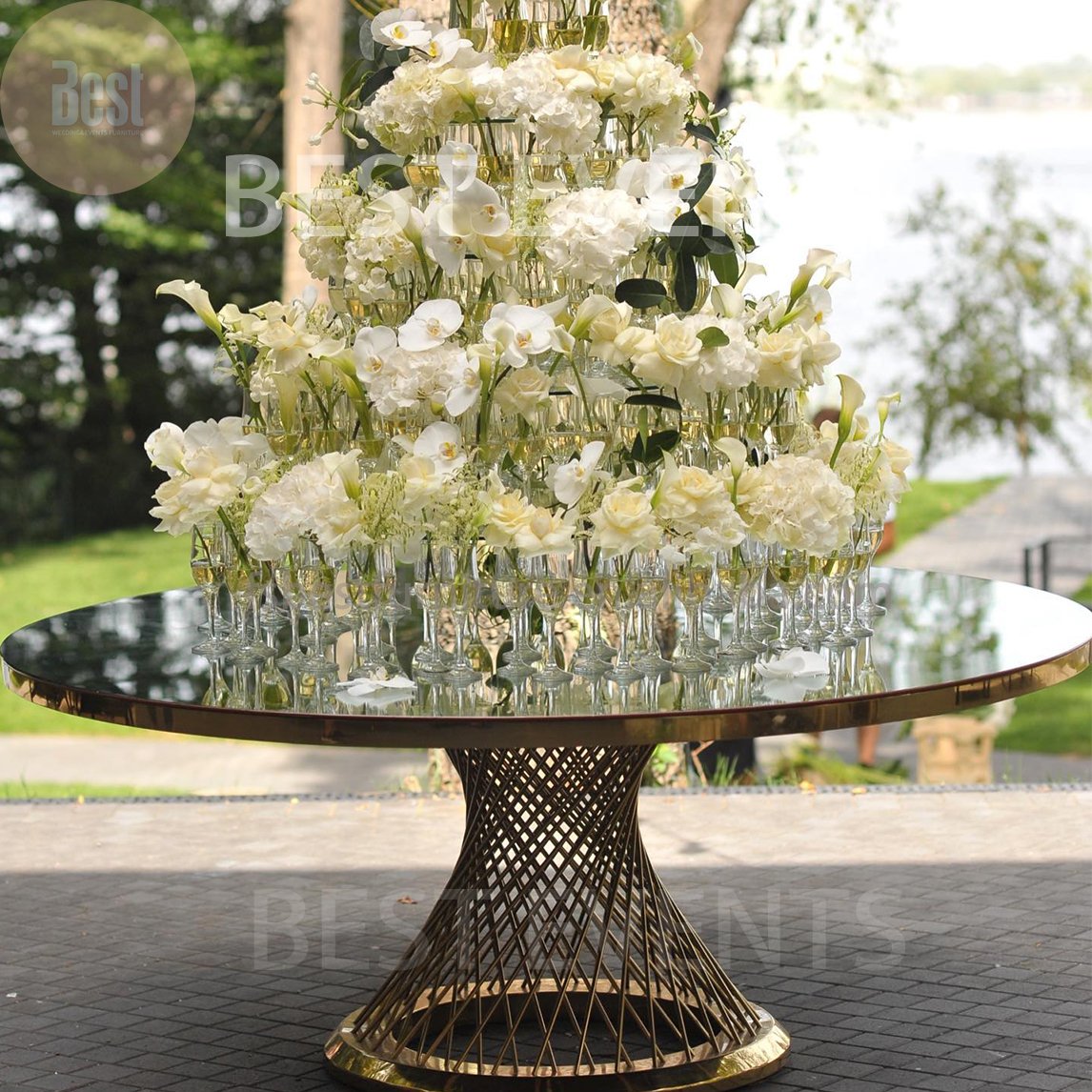 New Style Luxury Banquet Gold Round Dining Table Available For Outdoor Casual Wedding Party Events