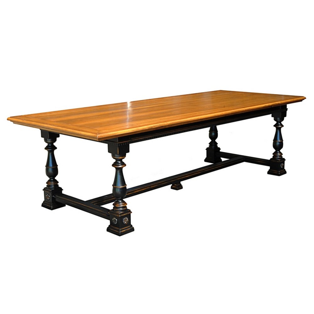 Dicomano: High quality luxury extendable walnut table inspired by 17th century Italian furnishing style tailormade