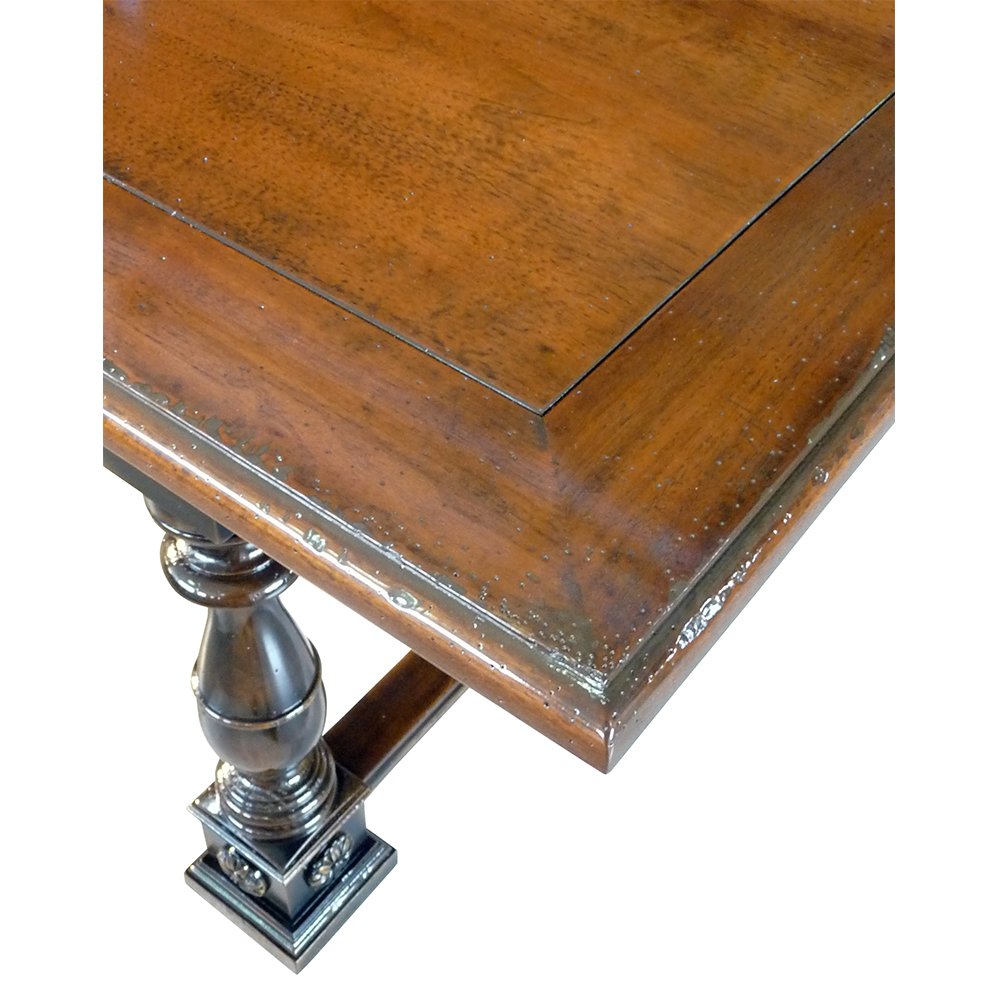 Dicomano: High quality luxury extendable walnut table inspired by 17th century Italian furnishing style tailormade