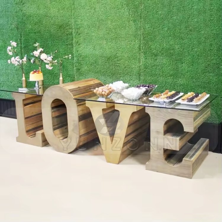 Hot Sale Stainless Steel Gold Centerpieces for Wedding Events Elegant Love Table Furniture for Hotels