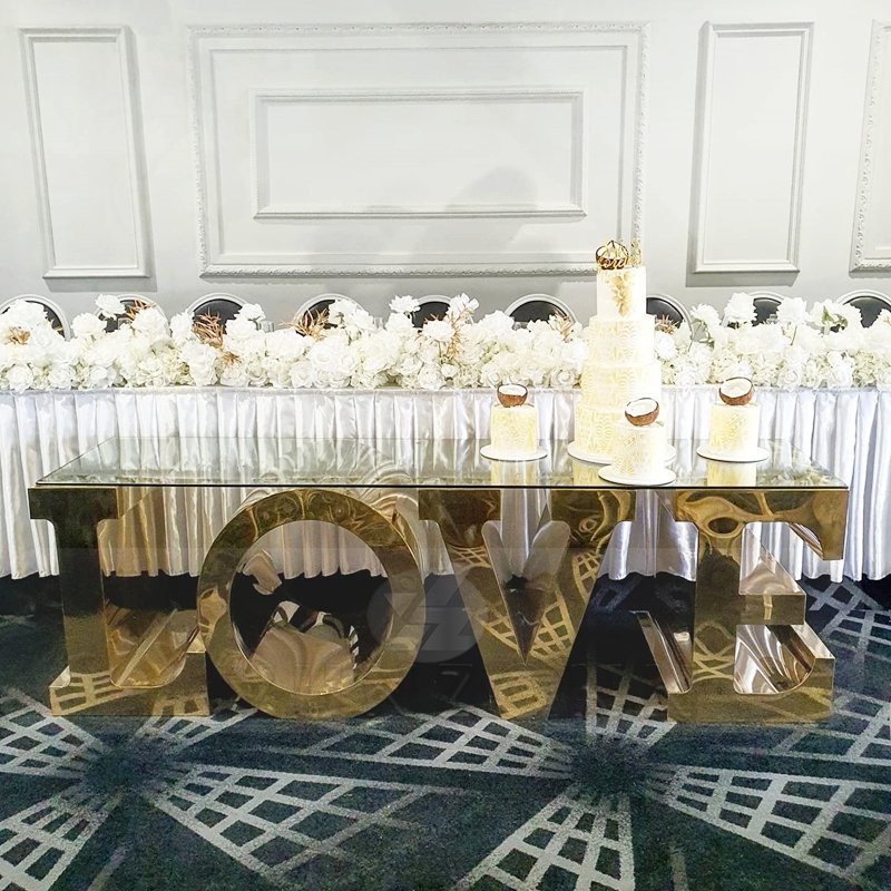 Hot Sale Stainless Steel Gold Centerpieces for Wedding Events Elegant Love Table Furniture for Hotels
