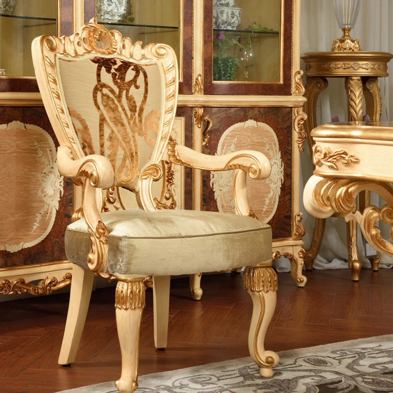 Baroque Antique Style Italian Dining Table with Chairs and Dining Cabinet 100% Solid Wood Italy Style Luxury Dining Table Set