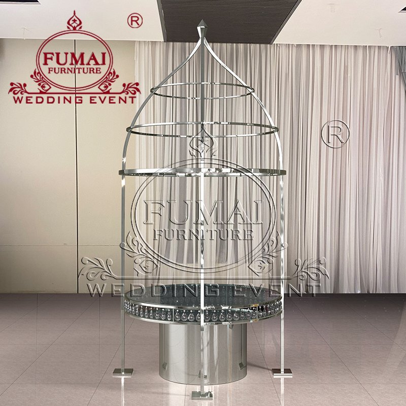 Modern Pedestal Base Metal Frame Clear Glass Crystal Large Round Shaped Arbor Hotel Dining Table 6 Chairs