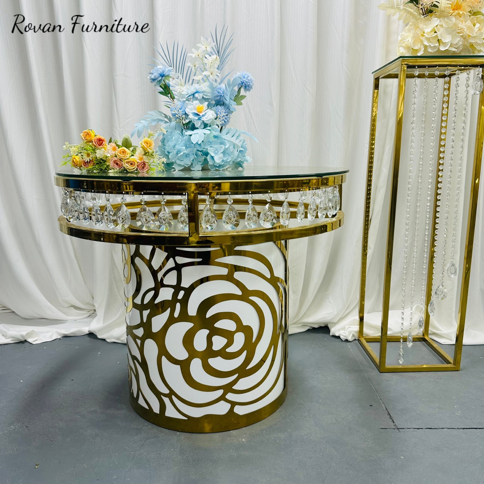 Event Party Furniture Gold Dining Table Round Stainless Steel Frame Crystal Cake Table