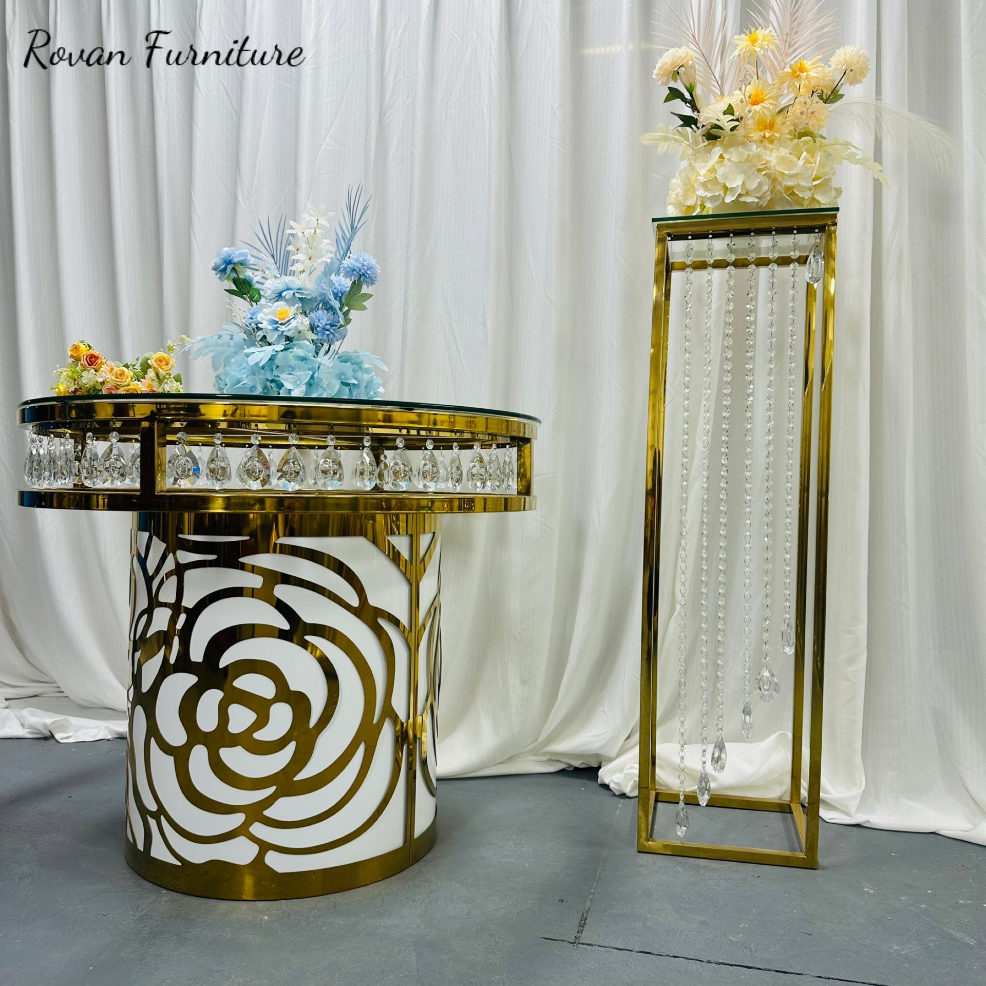 Event Party Furniture Gold Dining Table Round Stainless Steel Frame Crystal Cake Table