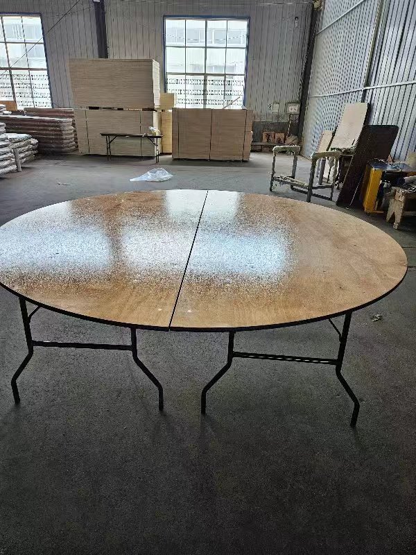 Traditional Classic Plywood Half-Round PVC and Aluminum Side Wood Table For Restaurant And Wedding Event